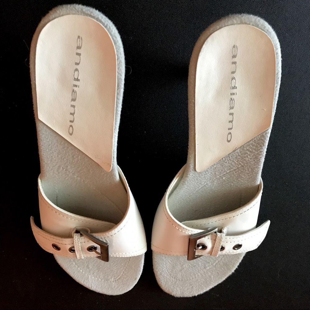 ANDIAMO LEATHER STRAP SANDALS - Picture 2 of 3